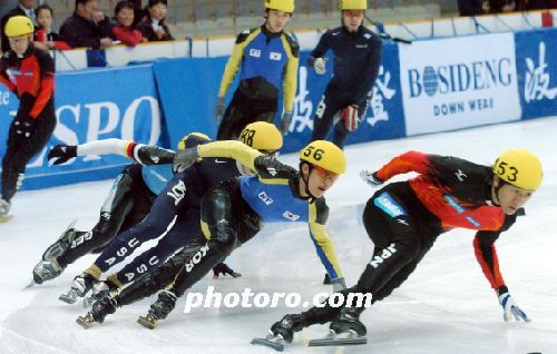 쇼트트랙 월드컵 남자 5000M 계주 준결승