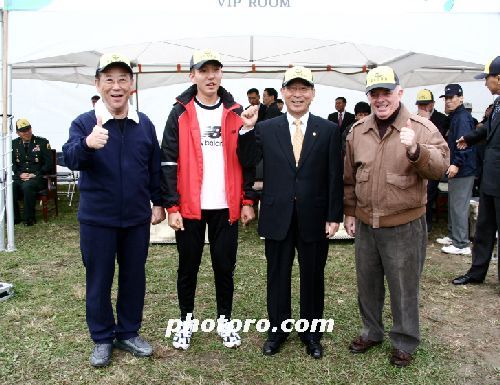 안전한 마라톤 완주를 기원합니다.