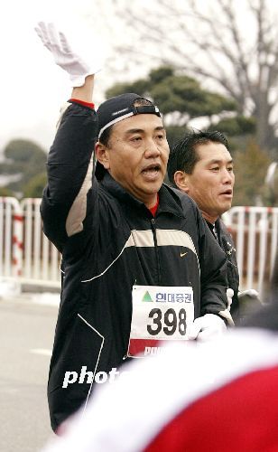 박진 국회의원 10Km 마라톤 완주!