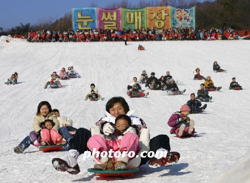 서울랜드 눈썰매장 10일 오픈