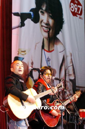 동료가수 콘서트 열어 '고 길은정 추모' 