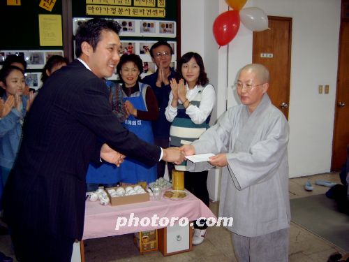 박진만 성금 1,000만원 전달