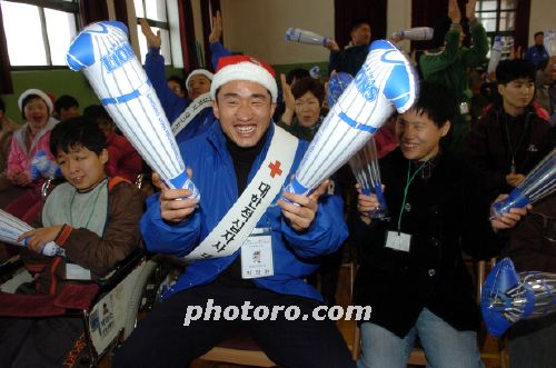 장애우 보다 더 신이 난 박정환!!