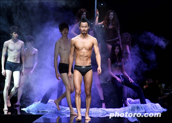 게스 언더웨어(GUESS UNDERWEAR) 론칭쇼!