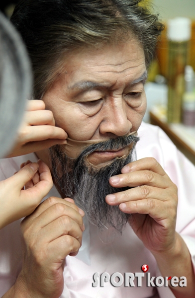 공연 10분전 분장실 이야기  연극배우 박웅