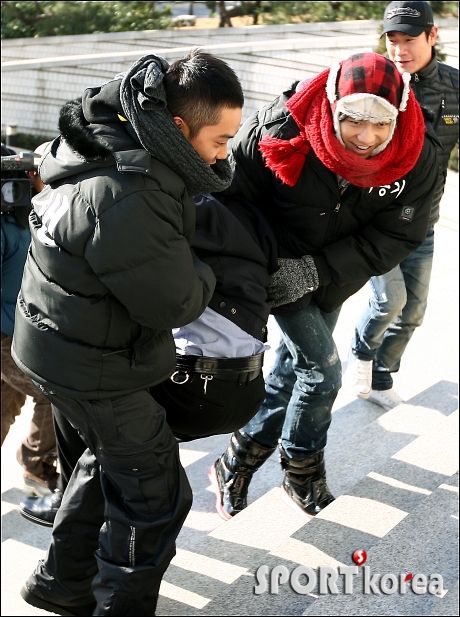 1박 2일, 김종민 체포영장!