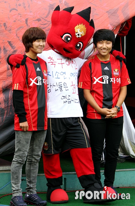 지소연-여민지, `축구여신 당신들이 최고입니다`