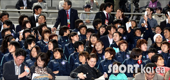 오빠들도 일본에 승리하세요!