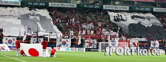 대표팀은 이순신-안중군 장군이 있다.