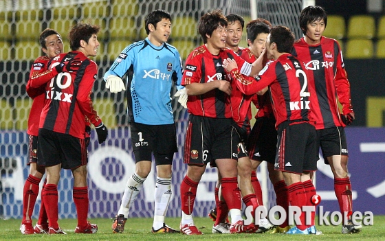 FC서울 1위 탈환