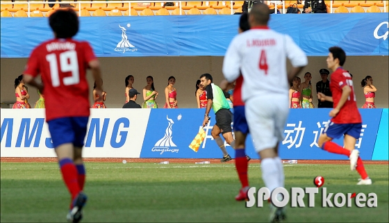 [광저우]치어리더, 우리도 축구경기가 궁금해요!