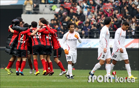 우승 FC 서울, 엇갈린 승패의 명암!