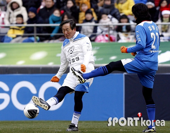 정몽준 회장, `10년동안 갈고 닦은 조기축구의 맛을 보여주마!`