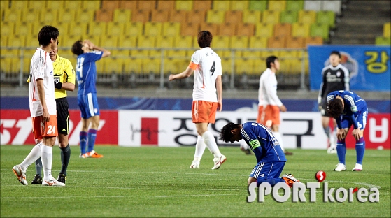 수원, 강원에 2-0 완승!