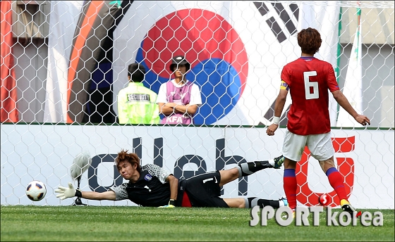 하강진, 골을 막기에는 역부족이었어!