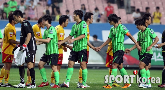 전북 가볍게 2-0 완승!!