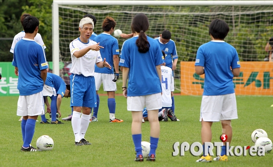 박경훈감독, `축구는 즐겁게`