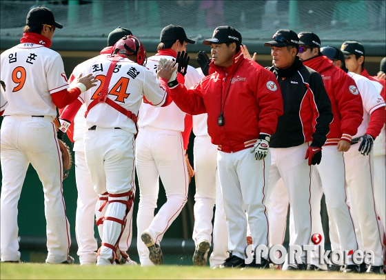 강타선 SK `삼성 마운드 초토화!`