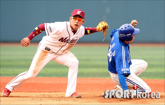 발야구 이승엽 `내친김에 2루 도루까지 성공`