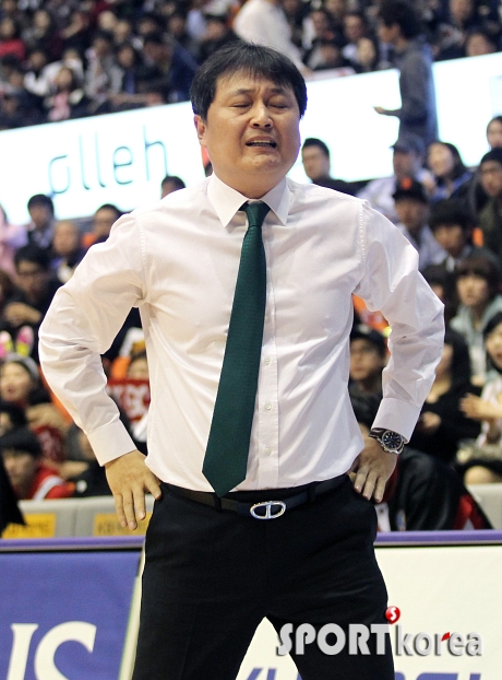 이상범 감독 `차라리 눈을 감자`