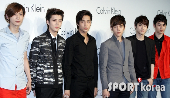 EXO-K, `왕자님들의 행차`