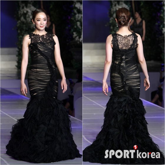 박은영 아나운서, 파격 시스루 드레스!