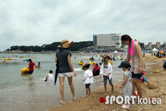 빠르고 편리한 공항철도로 막바지 피서 떠나자!