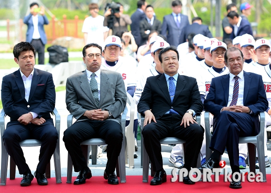 한자리에 모인 두산 레전드 4인방!