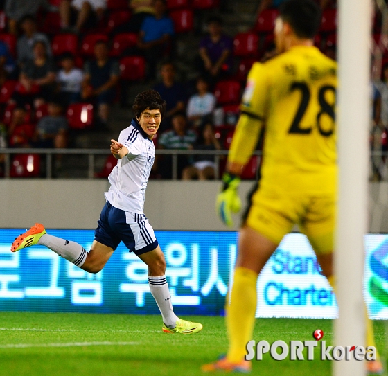 0-0 균형을 깨트리는 유준수