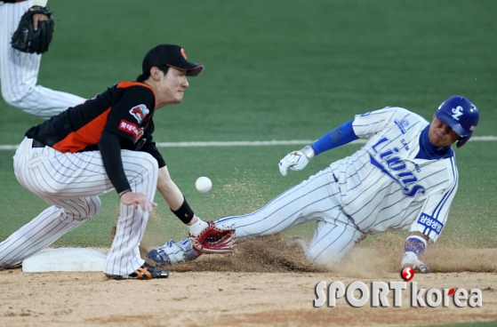 김상수, 시즌33호 도루