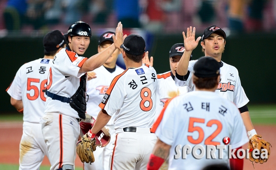 한화 `넥센에 4-2 짜릿한 승리~`