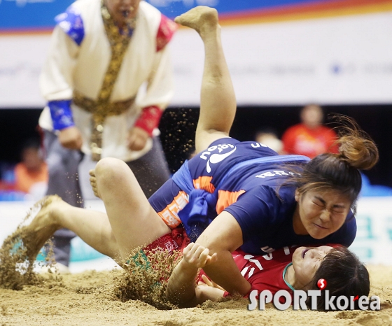 울산 김다혜, `여자천하장사를 제압했지만..`