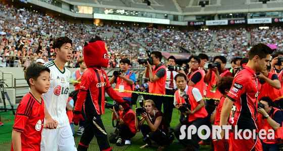 상암축구장에 모습을 드러낸 손흥민!