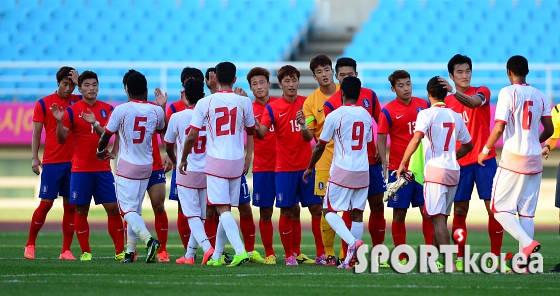 한국 `연습경기에서 UAE에 2-1 승리~`
