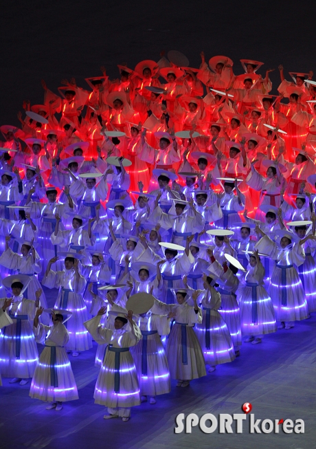 아시안게임 개막식 `인천시민 청사초롱 퍼포먼스`