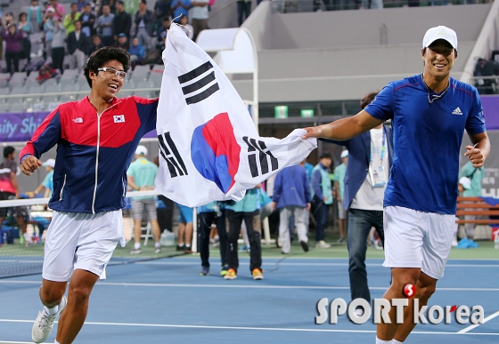 임용규-정현, 테니스 남자복식 `한국에 28년만의 금메달 선사`