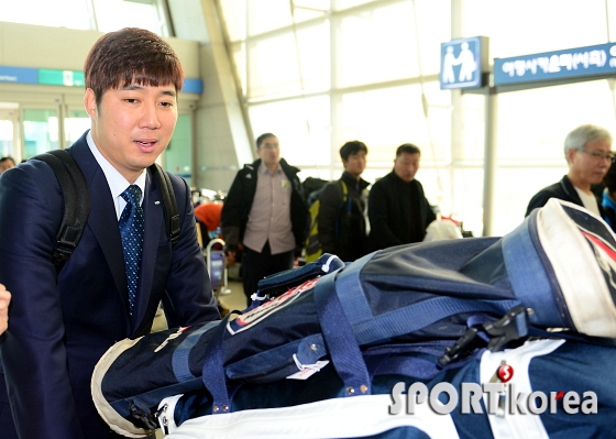 장원준 `전지훈련에서 열심히 해야죠~`