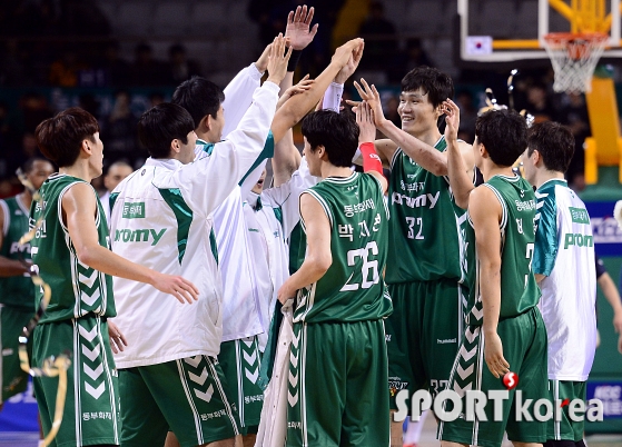 김주성, 18득점 4리바운드 맹활약으로 승리 견인