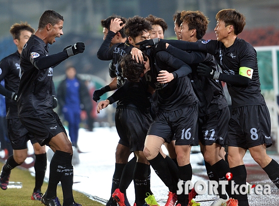 황의조 추가골에 성남FC 분위기 좋아~