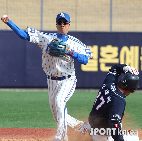 백상원 `멋진 더블플레이`