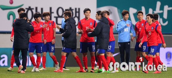 축구대표팀, 구자철 선제골로 1-1 무승부