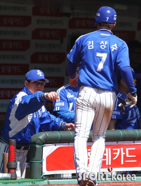 김상수 `오늘은 출발 좋습니다~`