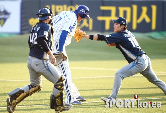 지석훈 `어딜 도망가!`