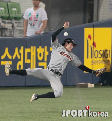 강경학 `여기가 아니네`