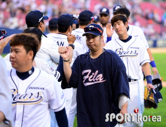 유희관, `시즌 10승 거뒀어요`