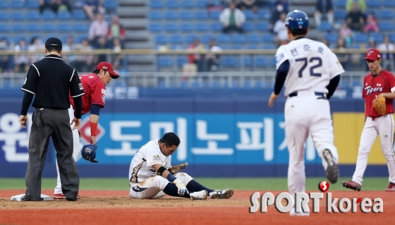 이종욱 `고통스러운 아웃..`