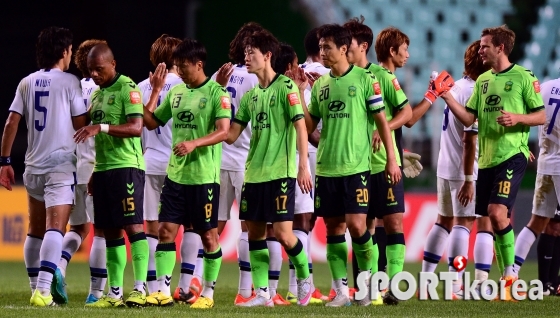 전북 `감바 오사카와 홈에서 0-0 무승부`