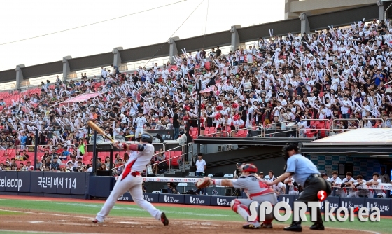 KBO 프로야구 `600만 관중이 눈앞!`