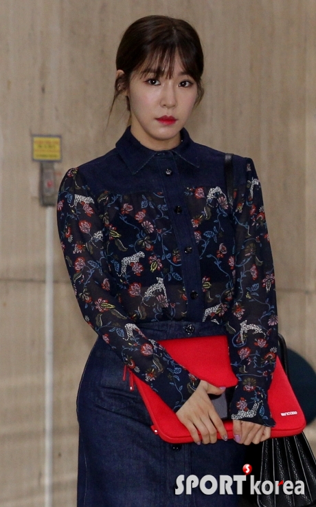 소녀시대 티파니 `세련된 오피스걸 패션`