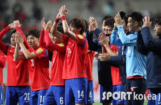 한국대표, 자메이카 3-0 완파